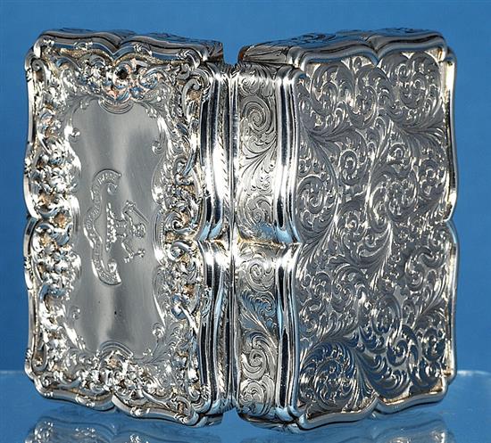 An early Victorian silver table snuff box, Length 4”/100 mm Width 47mm Weight 8.1oz/230grms